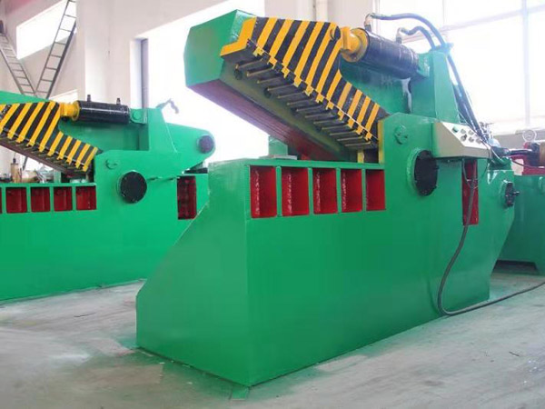 Q43系列鱷魚(yú)式剪切機